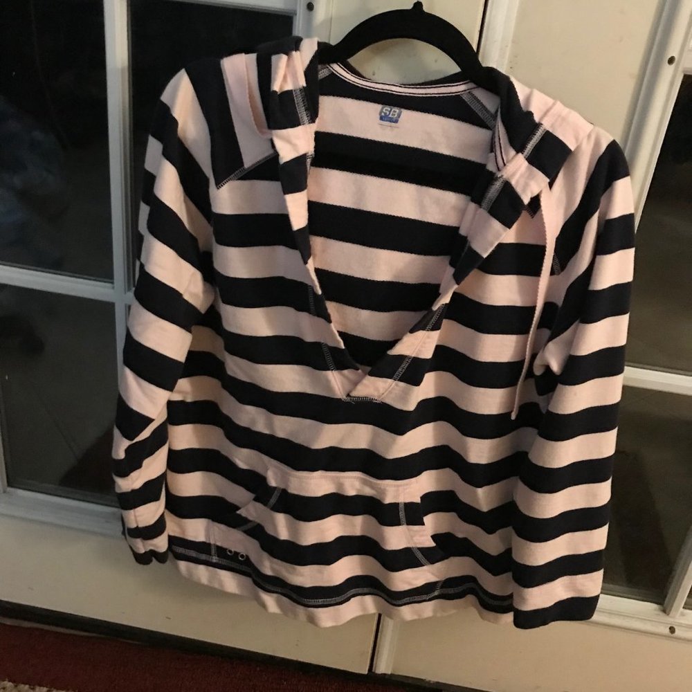 SB Active Hoodie, Size L